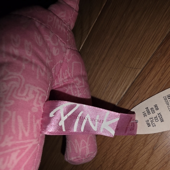 VINTAGE DOG PINK VICTORIAS SECRET 2006 ROCK ROLL GRAY SWEATER DOGGIE TAGS 🐶🥰 - Picture 5 of 12